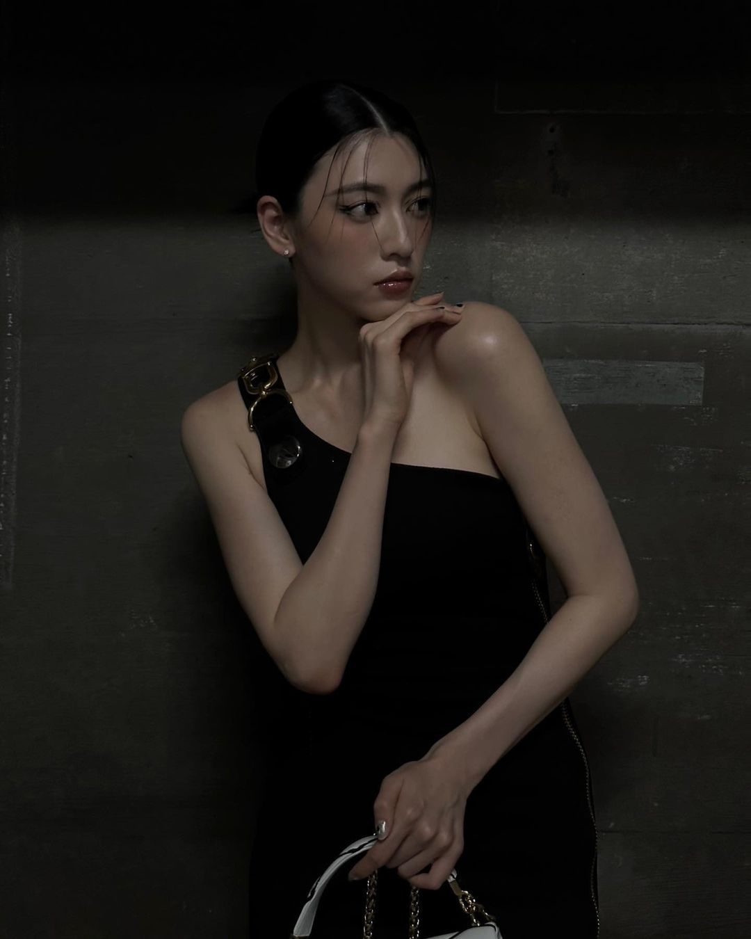 Ayaka Miyoshi HD Images/Photo Gallery Download #9570195