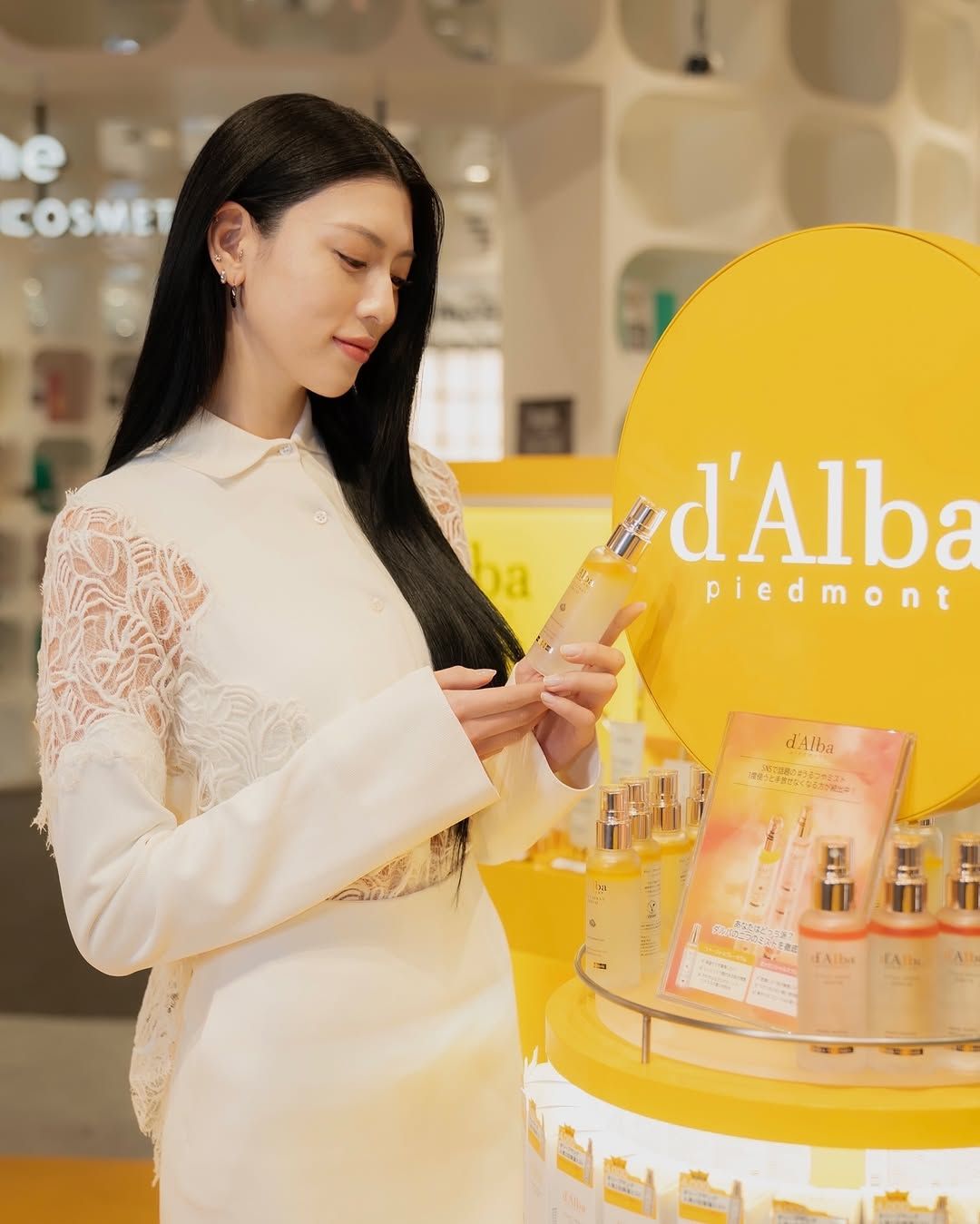 三吉彩花 高清写真/照片下载 #9567504