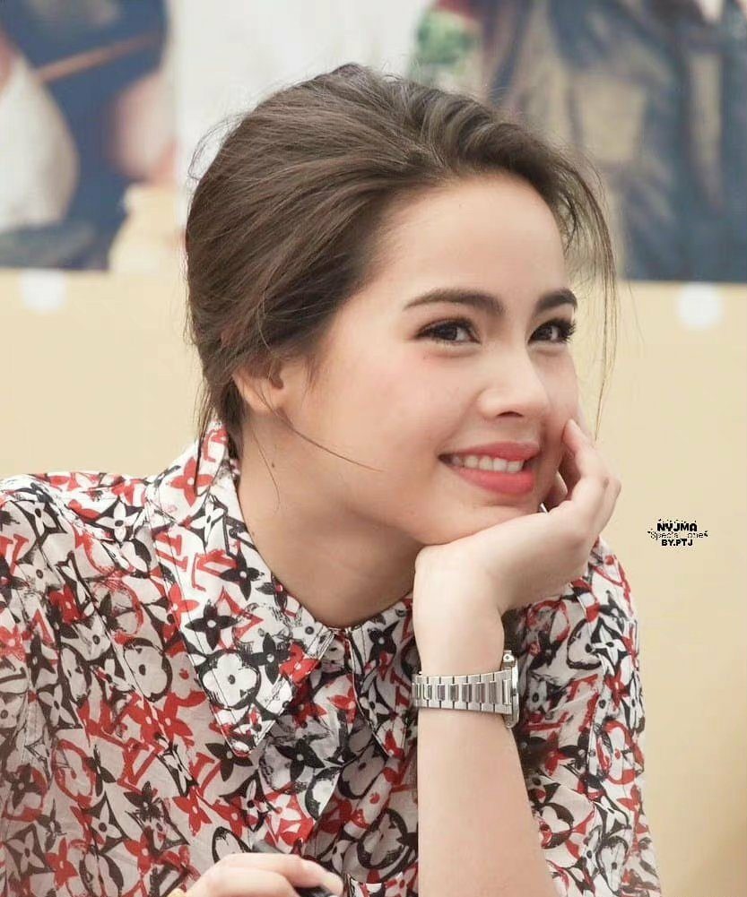 Urassaya Sperbund HD Images/Photo Gallery Download #6499608
