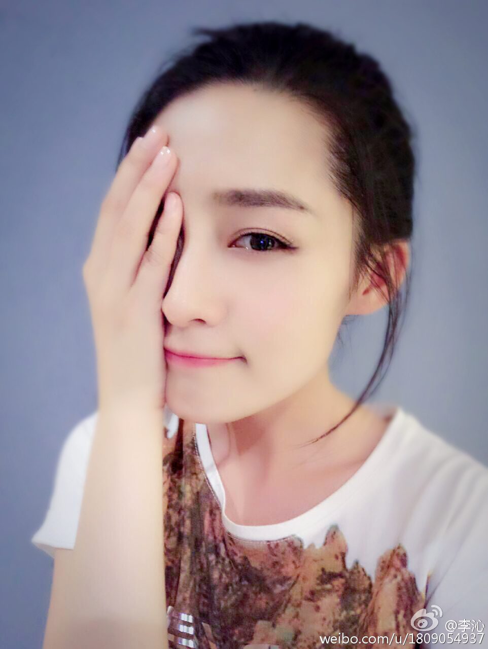 李沁 高清写真/照片下载 #1733844
