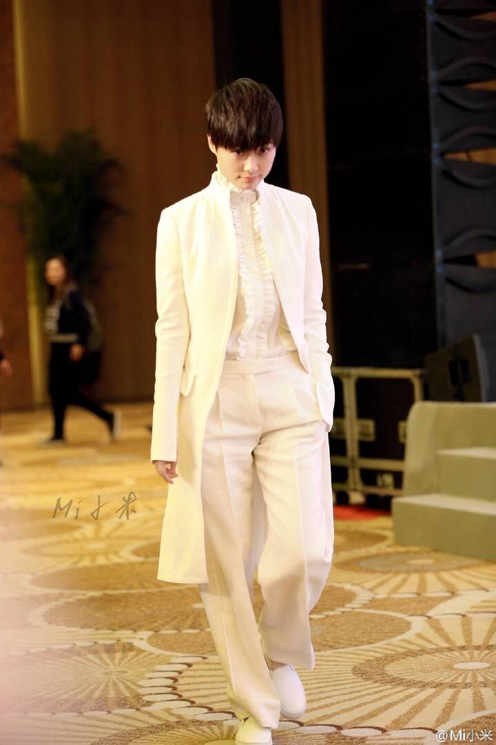 Yuchun Li HD Images/Photo Gallery Download #1905498