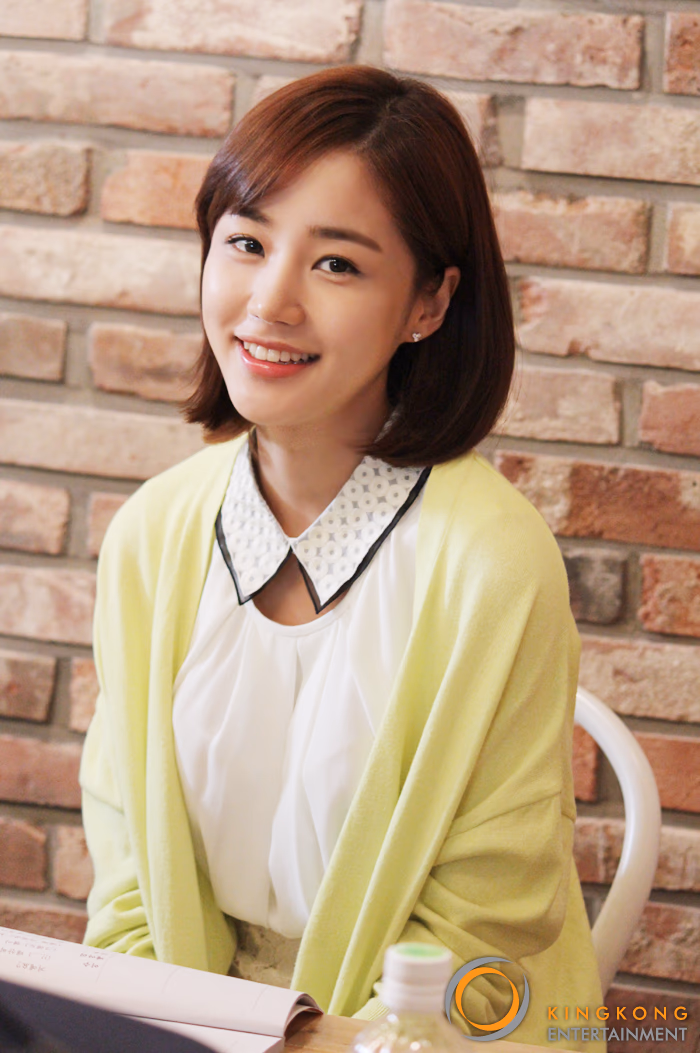 尹真伊 高清写真/照片下载 #3355963