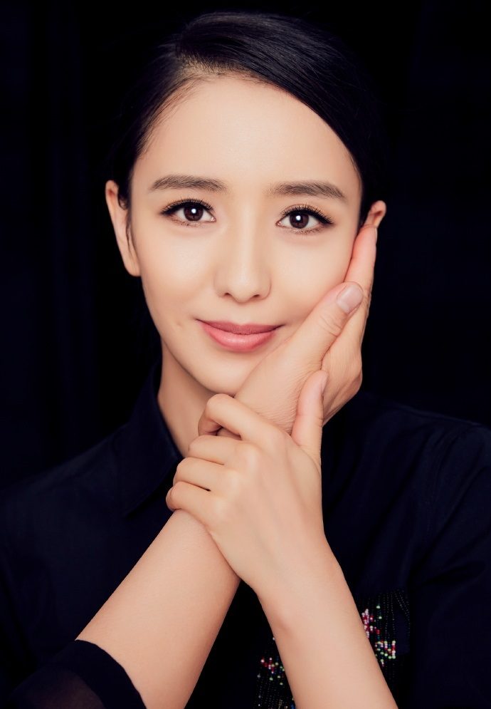 Liya Tong HD Images/Photo Gallery Download #1693310