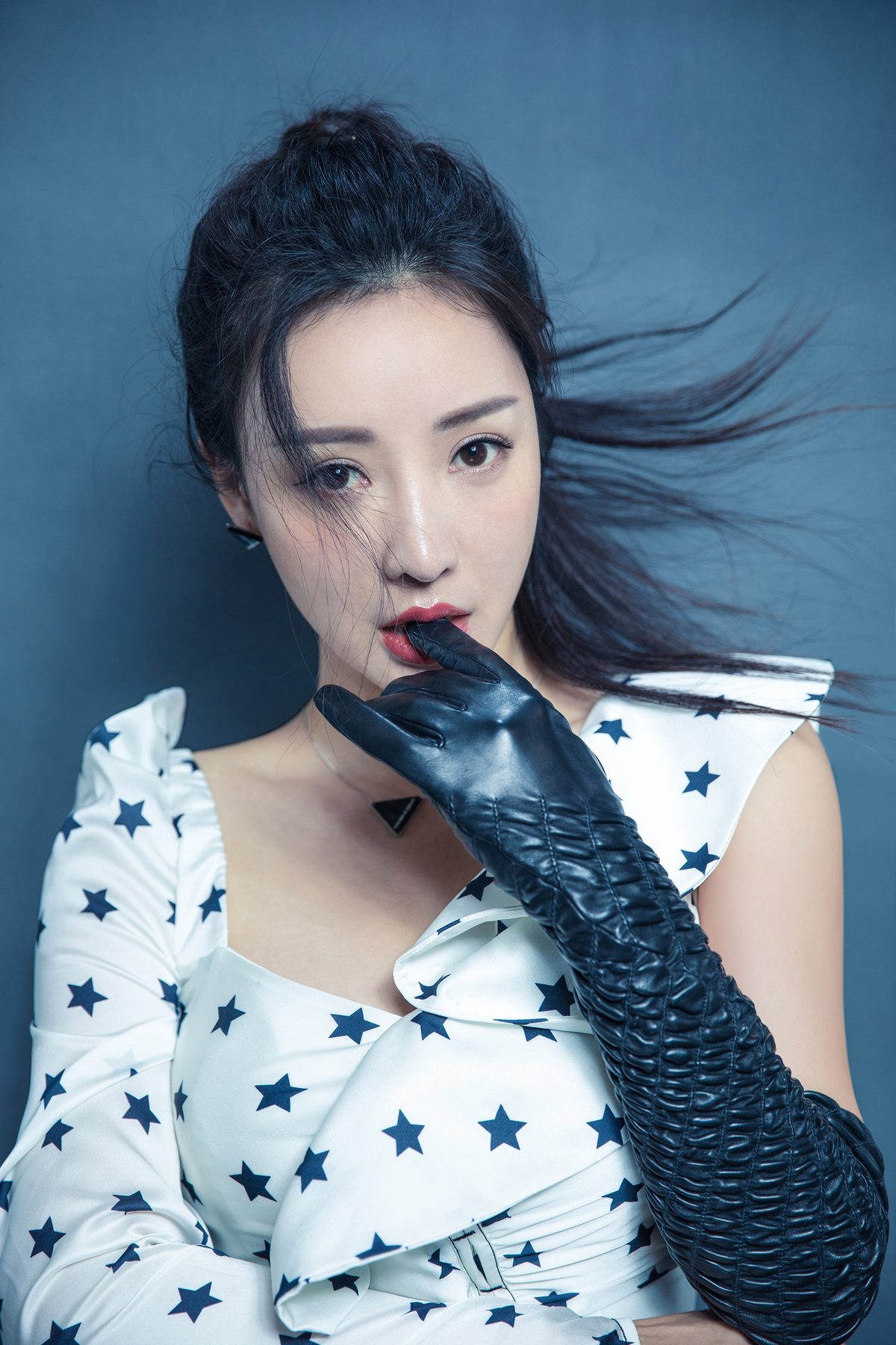 류옌 HD 이미지/사진 갤러리 다운로드 #1972100