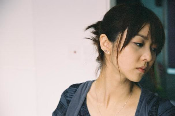 Fiona Sit HD Images/Photo Gallery Download #3189305