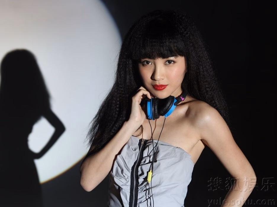 包文婧 高清写真/照片下载 #3370027