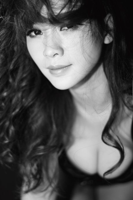 Yan Liu HD Images/Photo Gallery Download #1977451