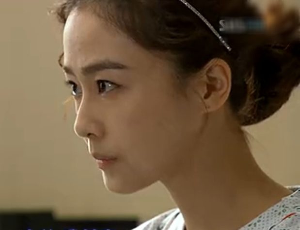 Soo-Hyun Hong HD Images/Photo Gallery Download #1641396