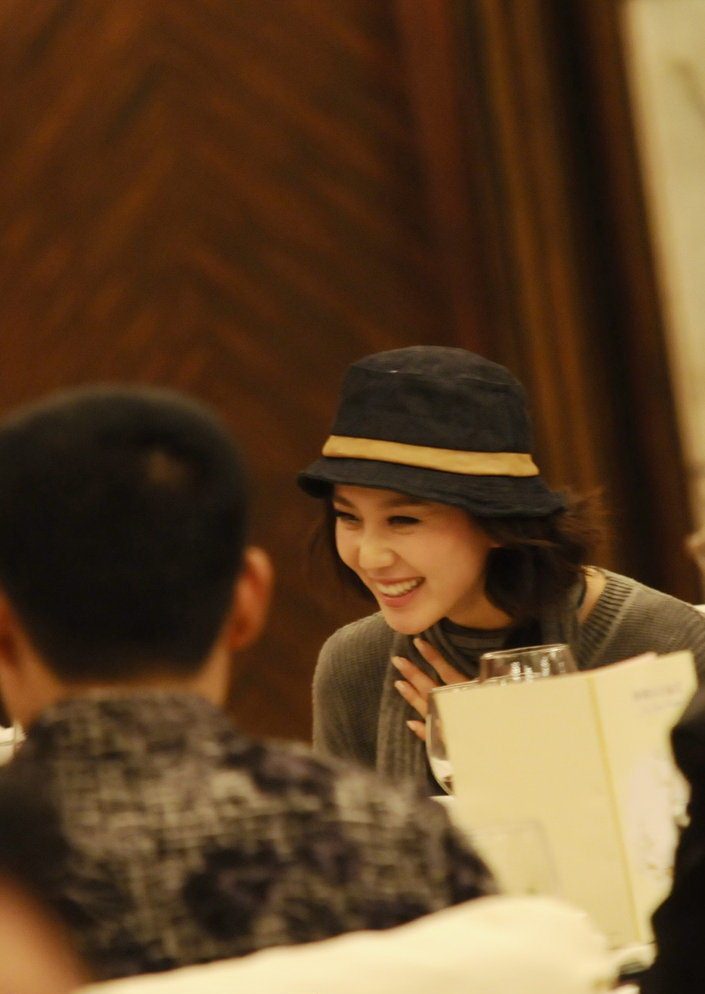 Shi Shi Liu HD Images/Photo Gallery Download #7105275