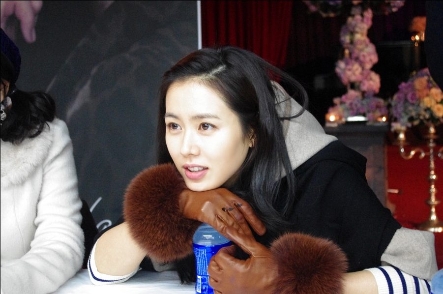 Son Ye-jin HD Images/Photo Gallery Download #1791757