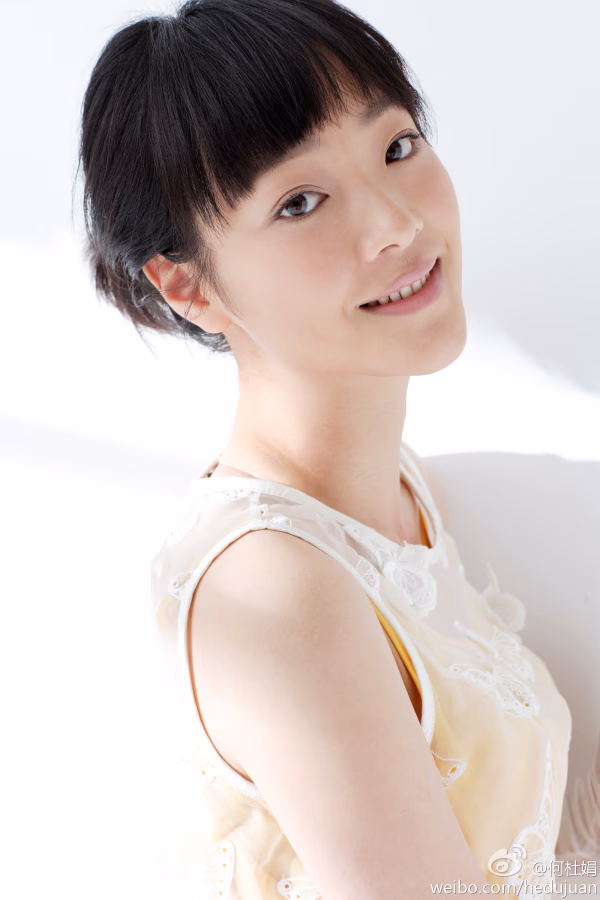 何杜娟 高清写真/照片下载 #3317008