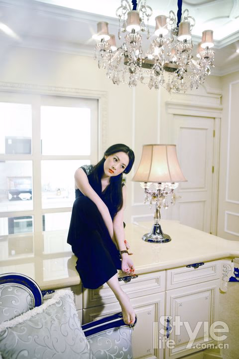 刘梓娇 高清写真/照片下载 #3306243