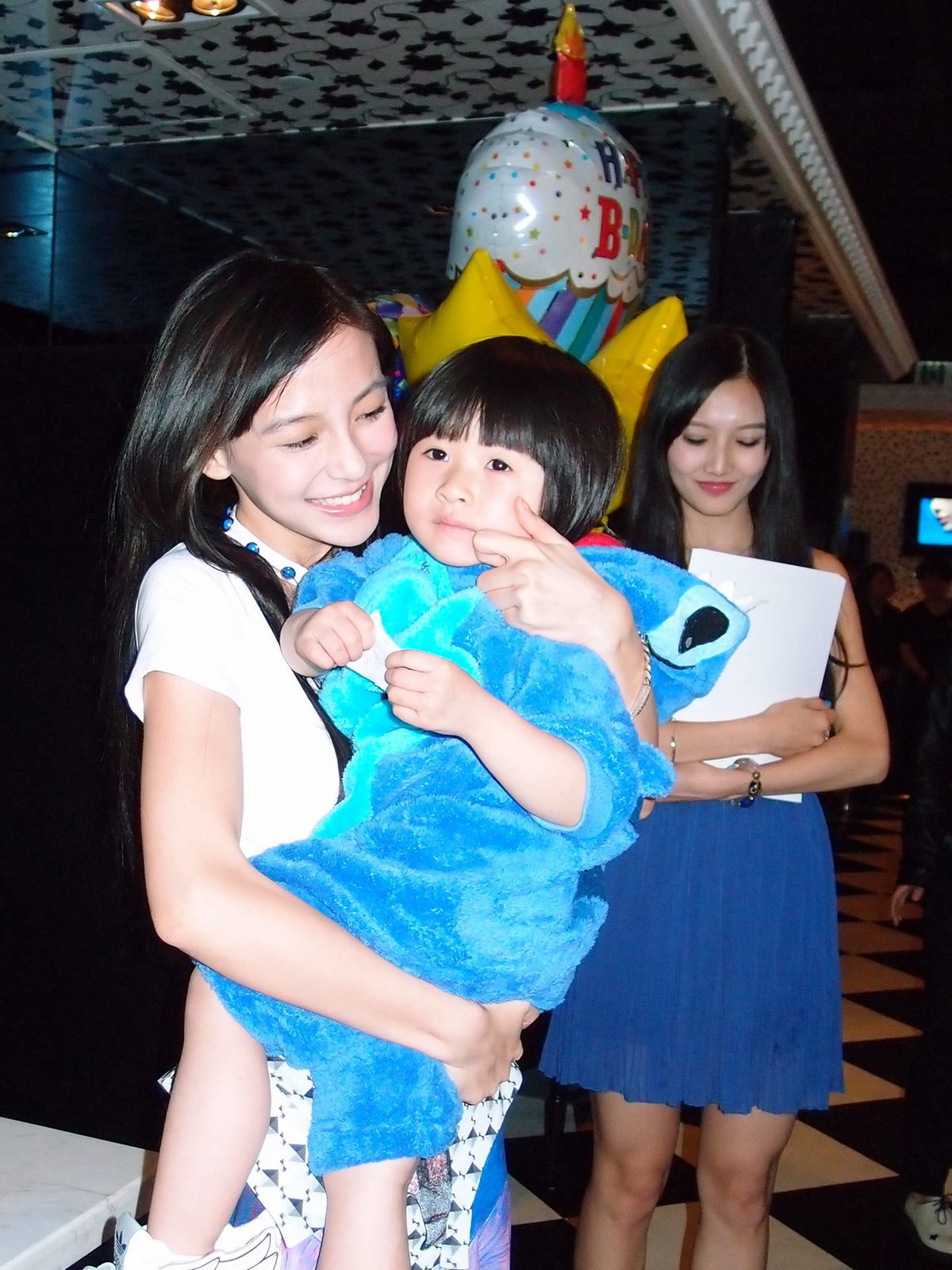 Angelababy HD Images/Photo Gallery Download #6653458