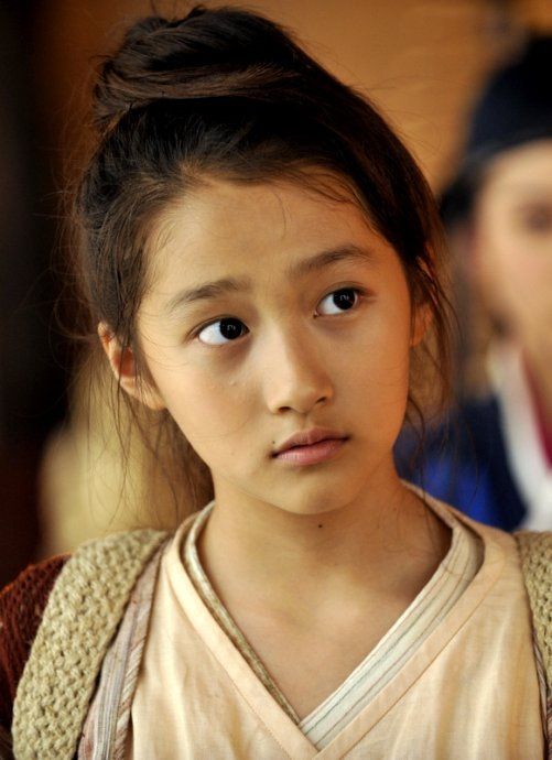 Xiaotong Guan HD Images/Photo Gallery Download #817425