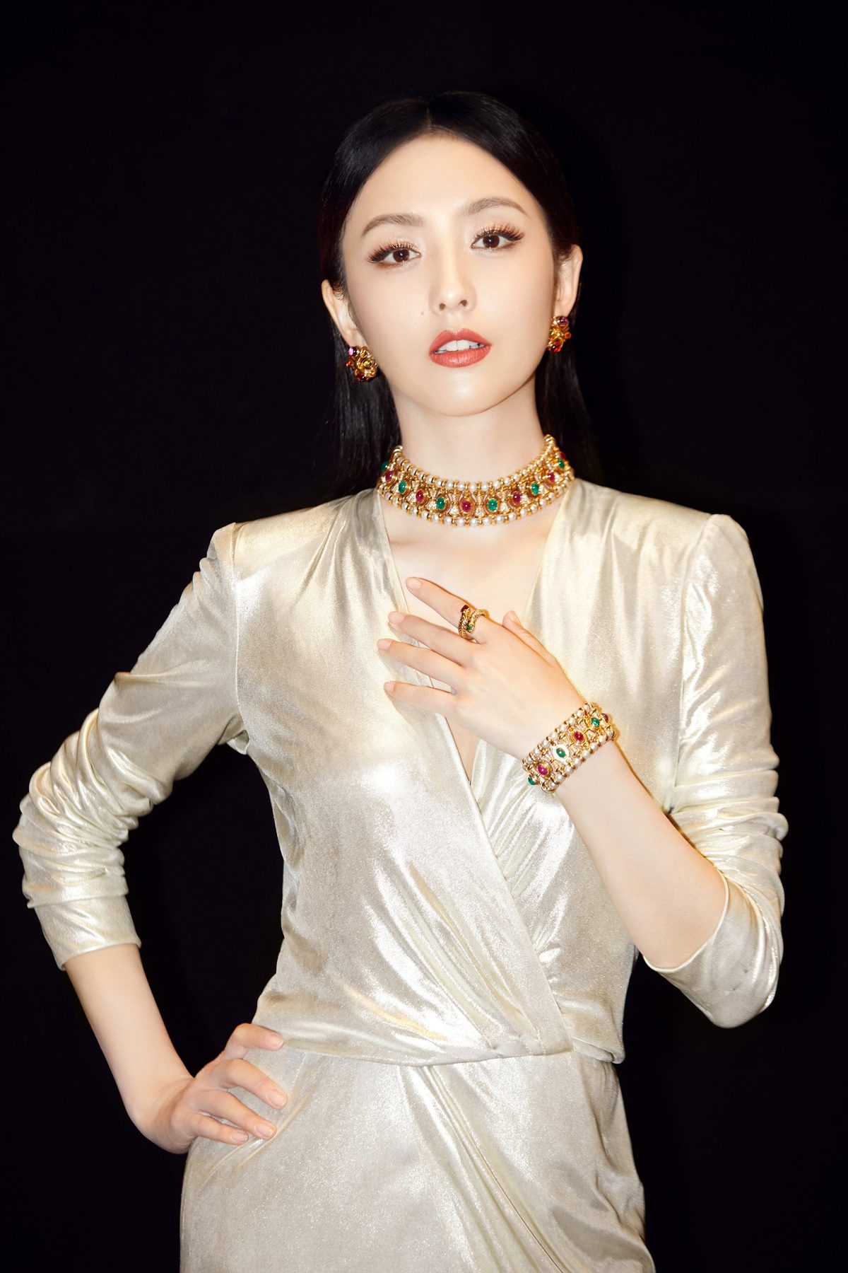 Liya Tong HD Images/Photo Gallery Download #6881383