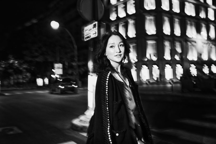 Xun Zhou HD Images/Photo Gallery Download #1644553