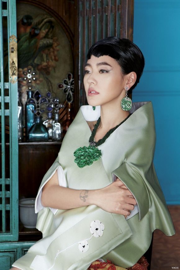 Dee Hsu HD Images/Photo Gallery Download #1870379