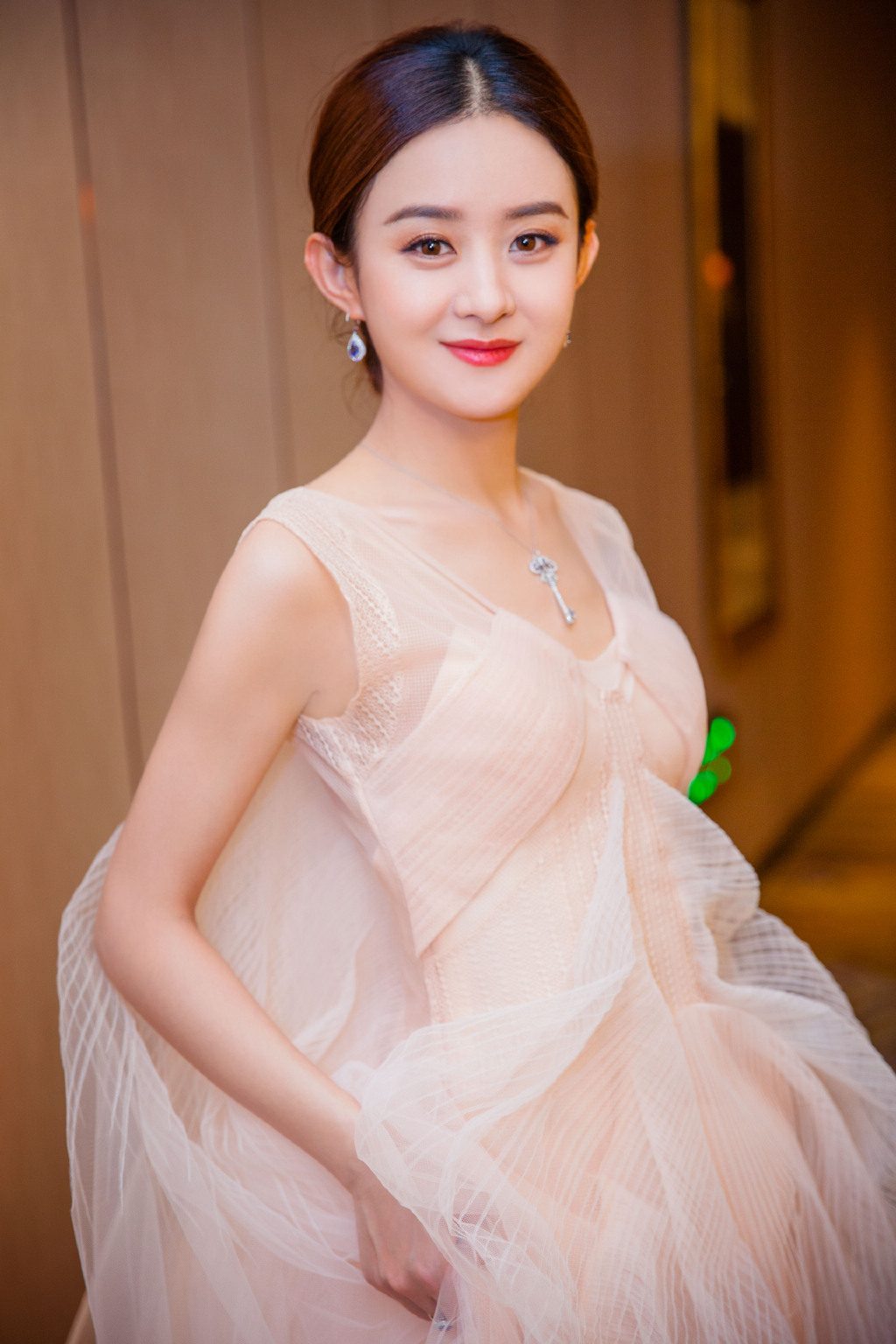 Zanilia Zhao HD Images/Photo Gallery Download #7091622