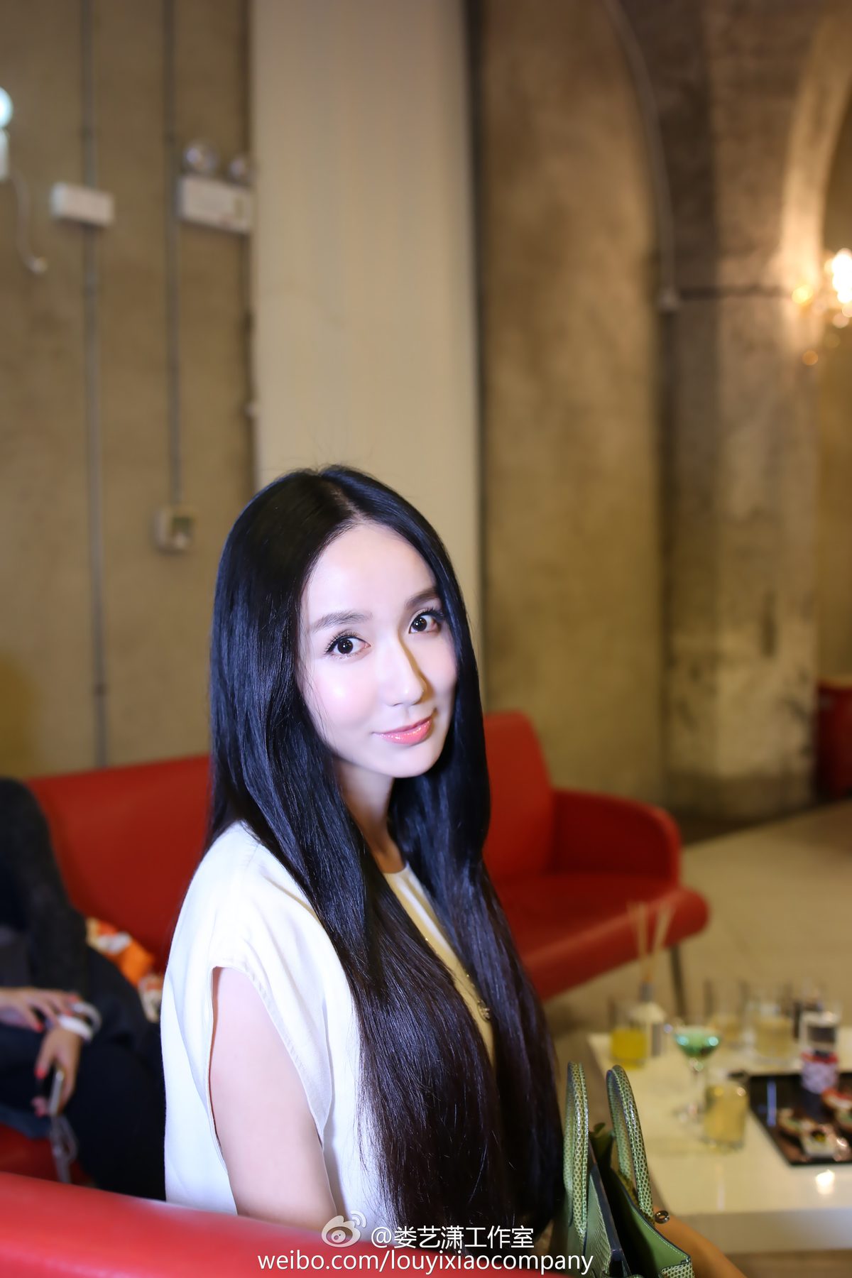 Yixiao Lou HD Images/Photo Gallery Download #1991468