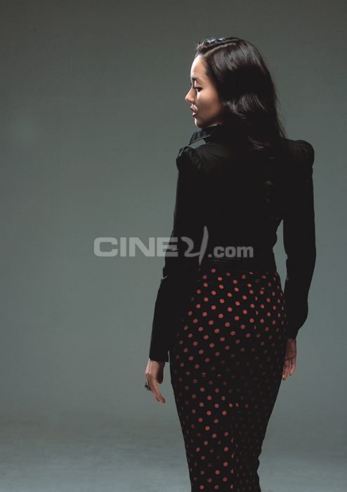 Uhm Ji-won HD Images/Photo Gallery Download #7142834