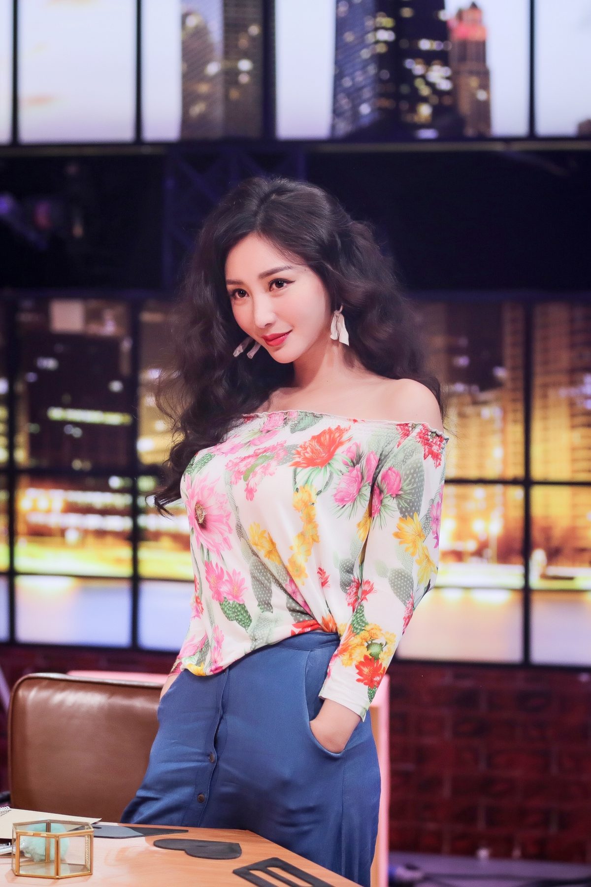 류옌 HD 이미지/사진 갤러리 다운로드 #1971927