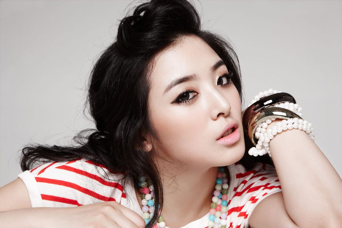 Hanyun Zhang HD Images/Photo Gallery Download #1962859