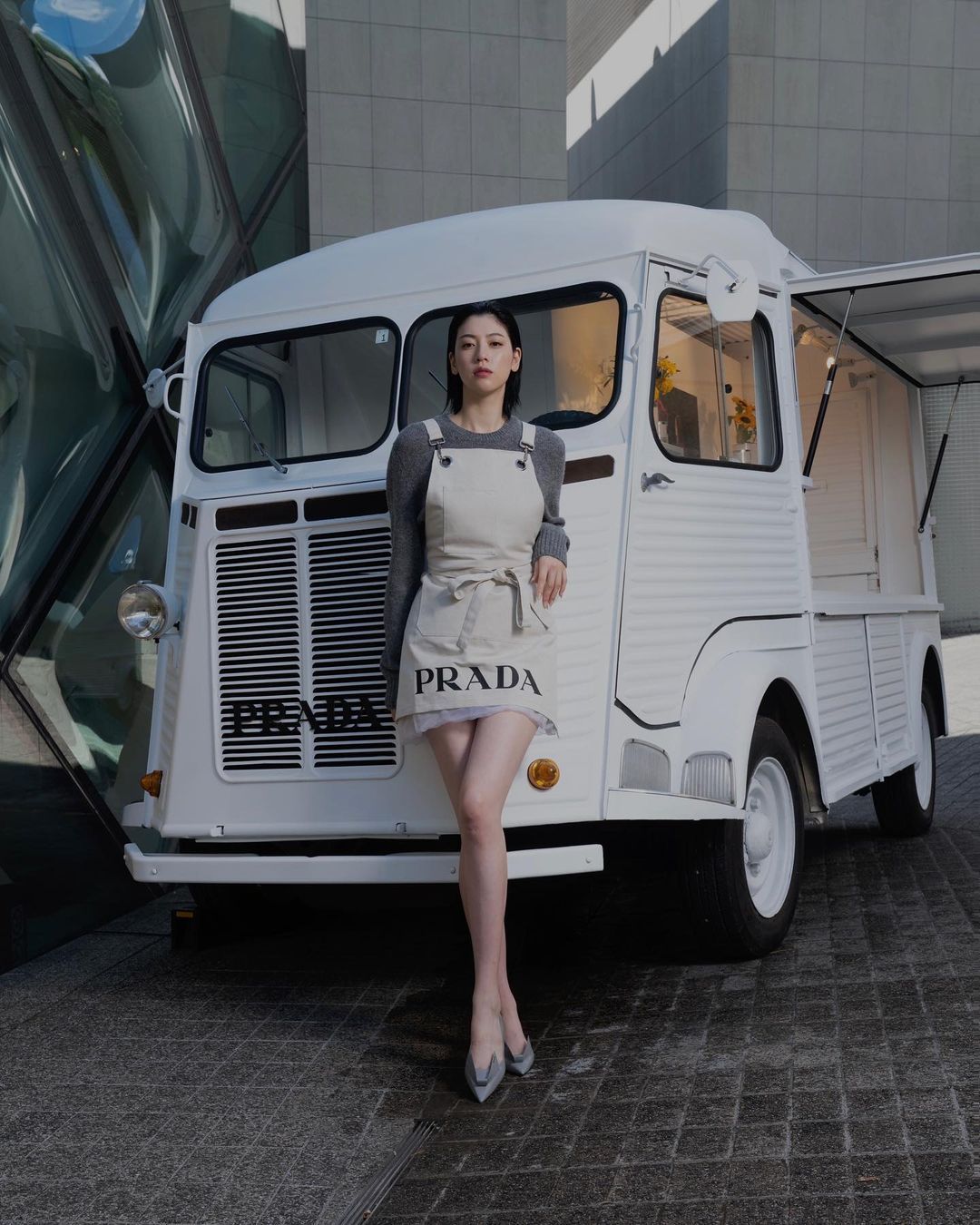 三吉彩花 高清写真/照片下载 #9566984