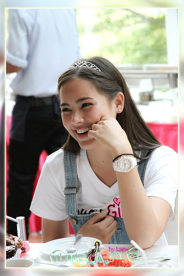 Urassaya Sperbund HD Images/Photo Gallery Download #6202517