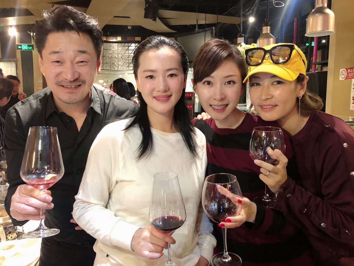 Mei Yong HD Images/Photo Gallery Download #7042659