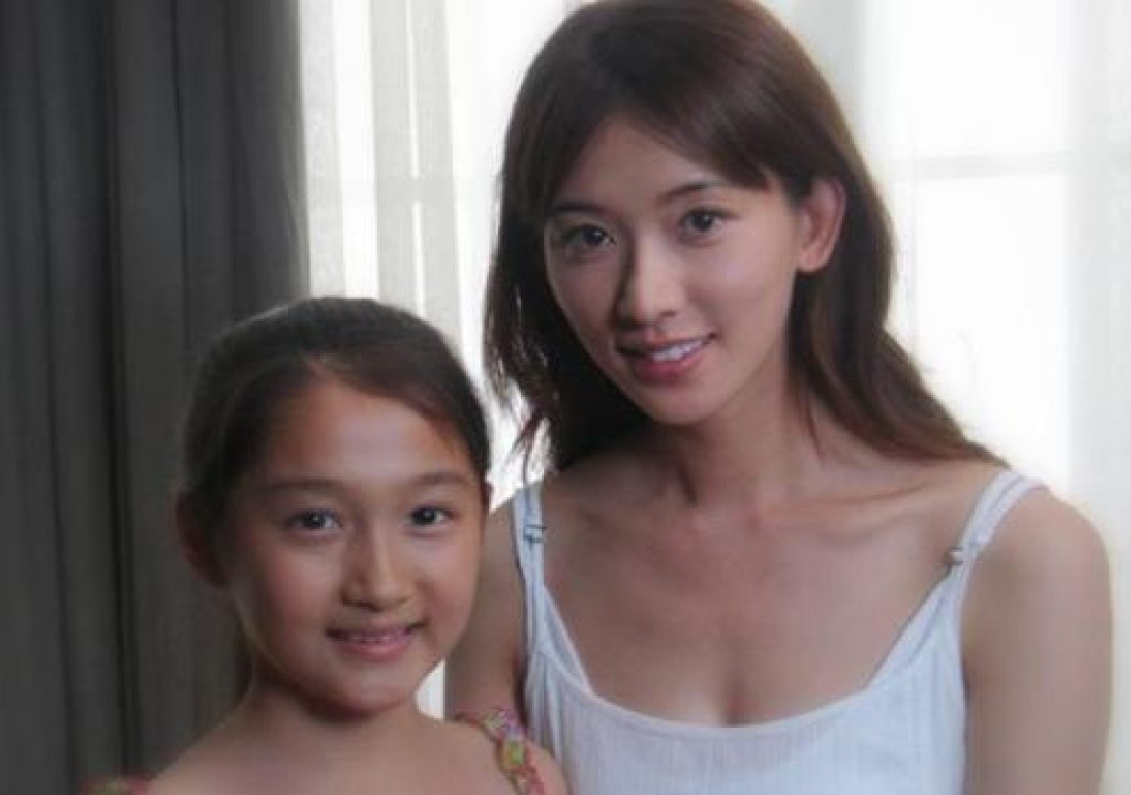 Xiaotong Guan HD Images/Photo Gallery Download #7096973