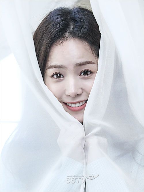 Han Ji-min HD Images/Photo Gallery Download #1398729
