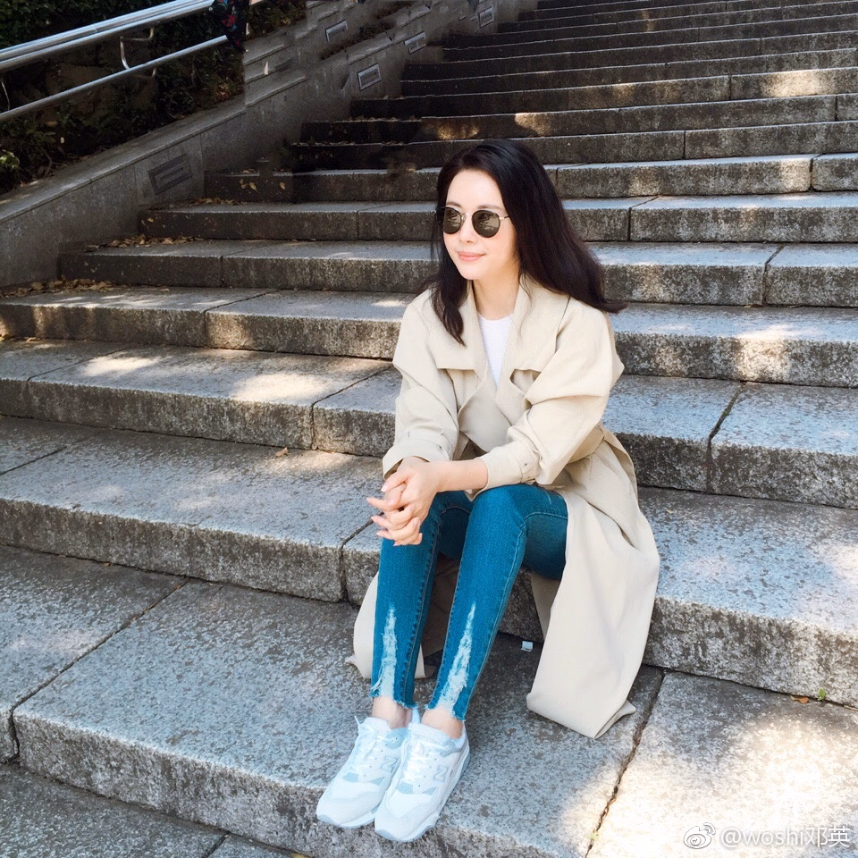 邓英 高清写真/照片下载 #3249799