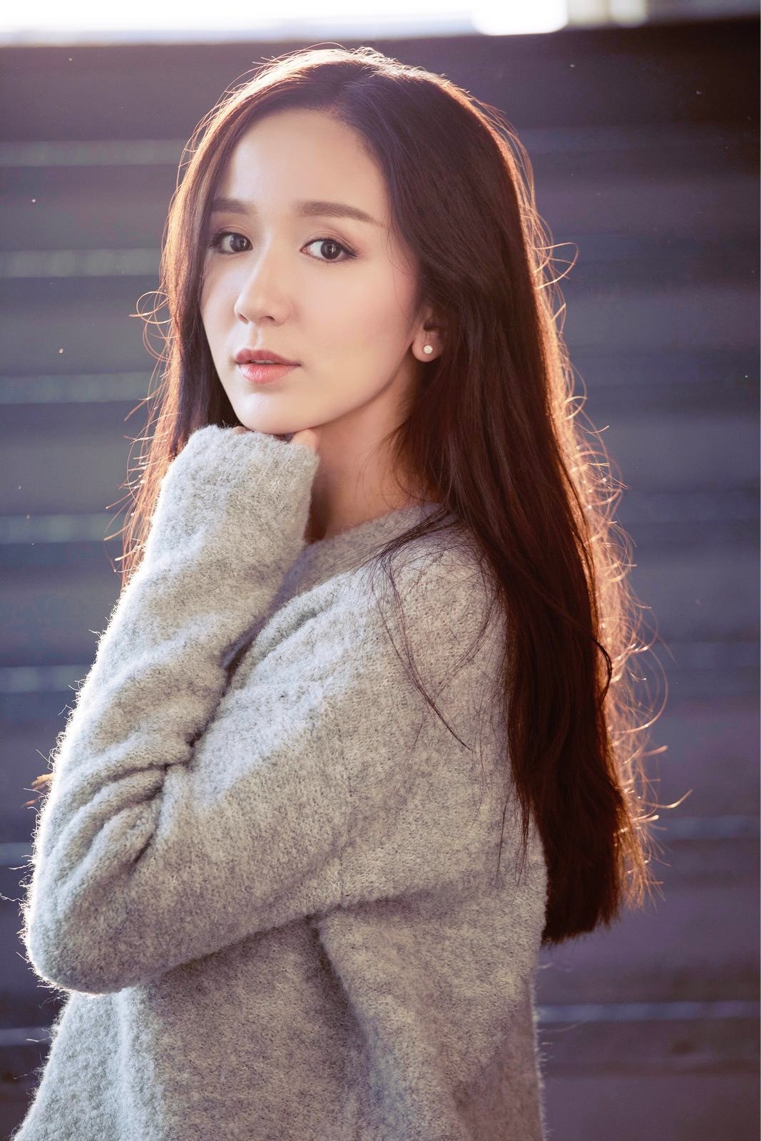 Yixiao Lou HD Images/Photo Gallery Download #1991263