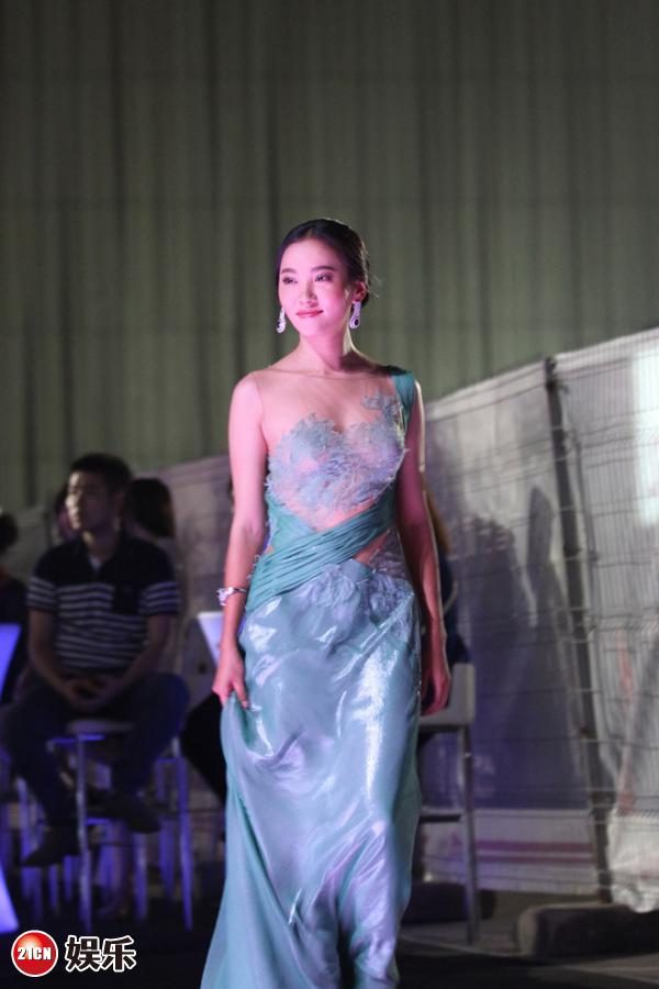 Chuchu Zhou HD Images/Photo Gallery Download #7044885