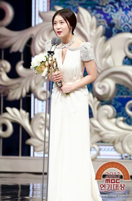 Ha Ji-Won HD Images/Photo Gallery Download #1536431
