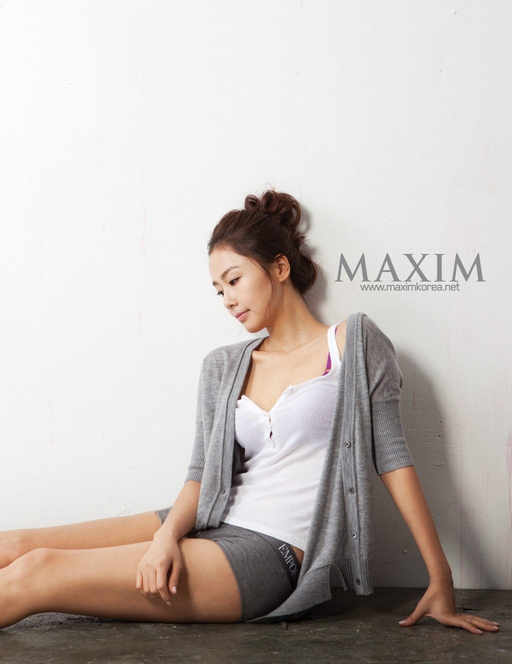 Soo-Hyun Hong HD Images/Photo Gallery Download #1641578