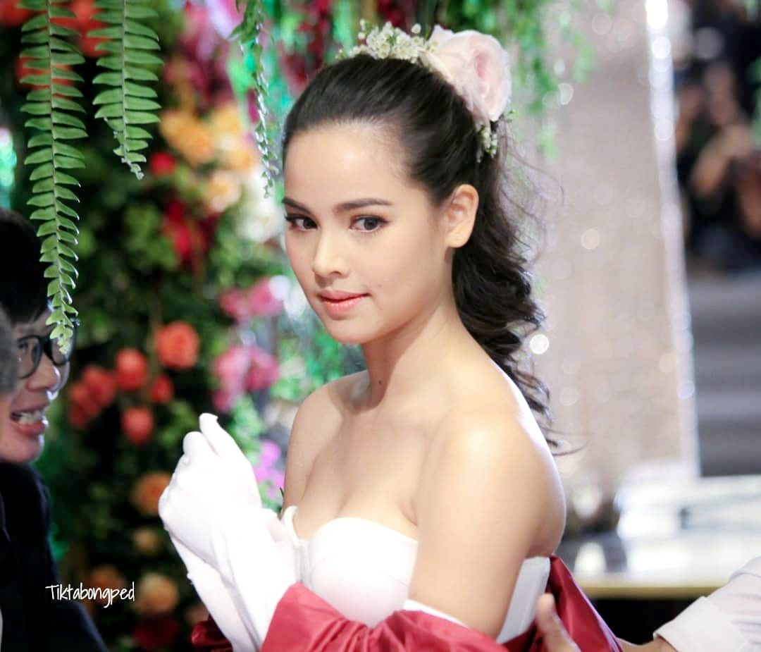 Urassaya Sperbund HD Images/Photo Gallery Download #6200852