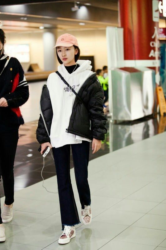Dongyu Zhou HD Images/Photo Gallery Download #1907646