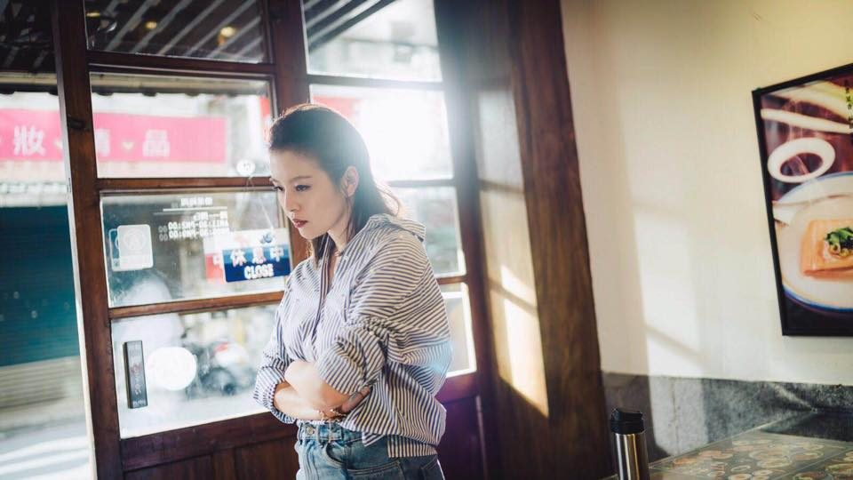 Esther Liu HD Images/Photo Gallery Download #6991921