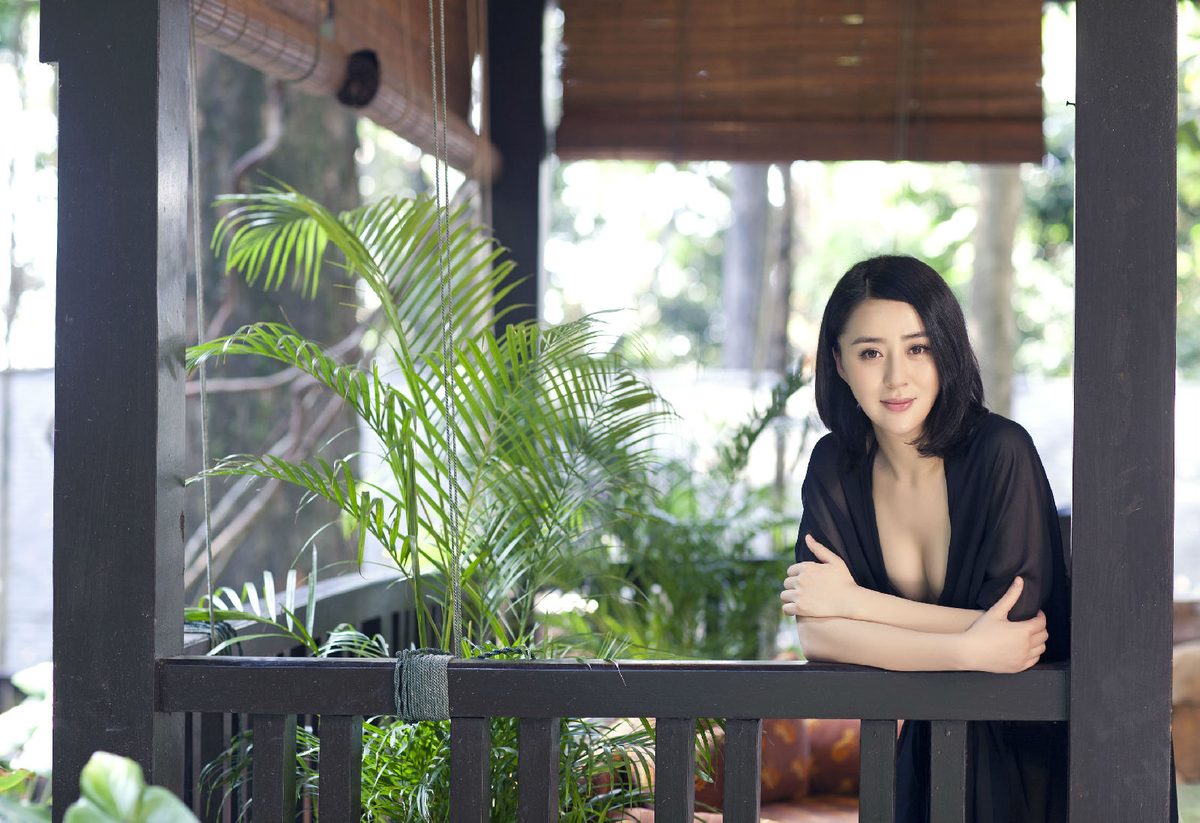 Muyin Zhou HD Images/Photo Gallery Download #1988430
