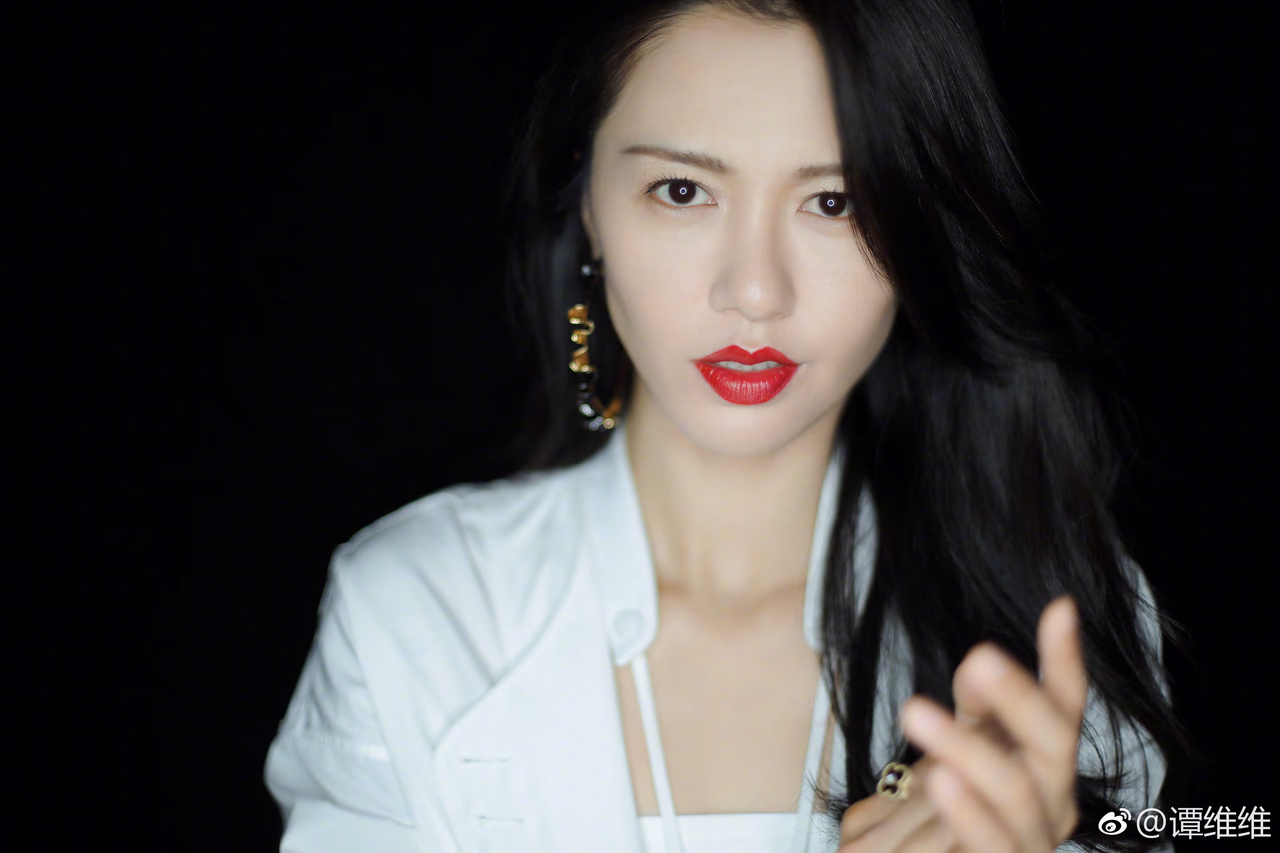 Weiwei Tan HD Images/Photo Gallery Download #3495450