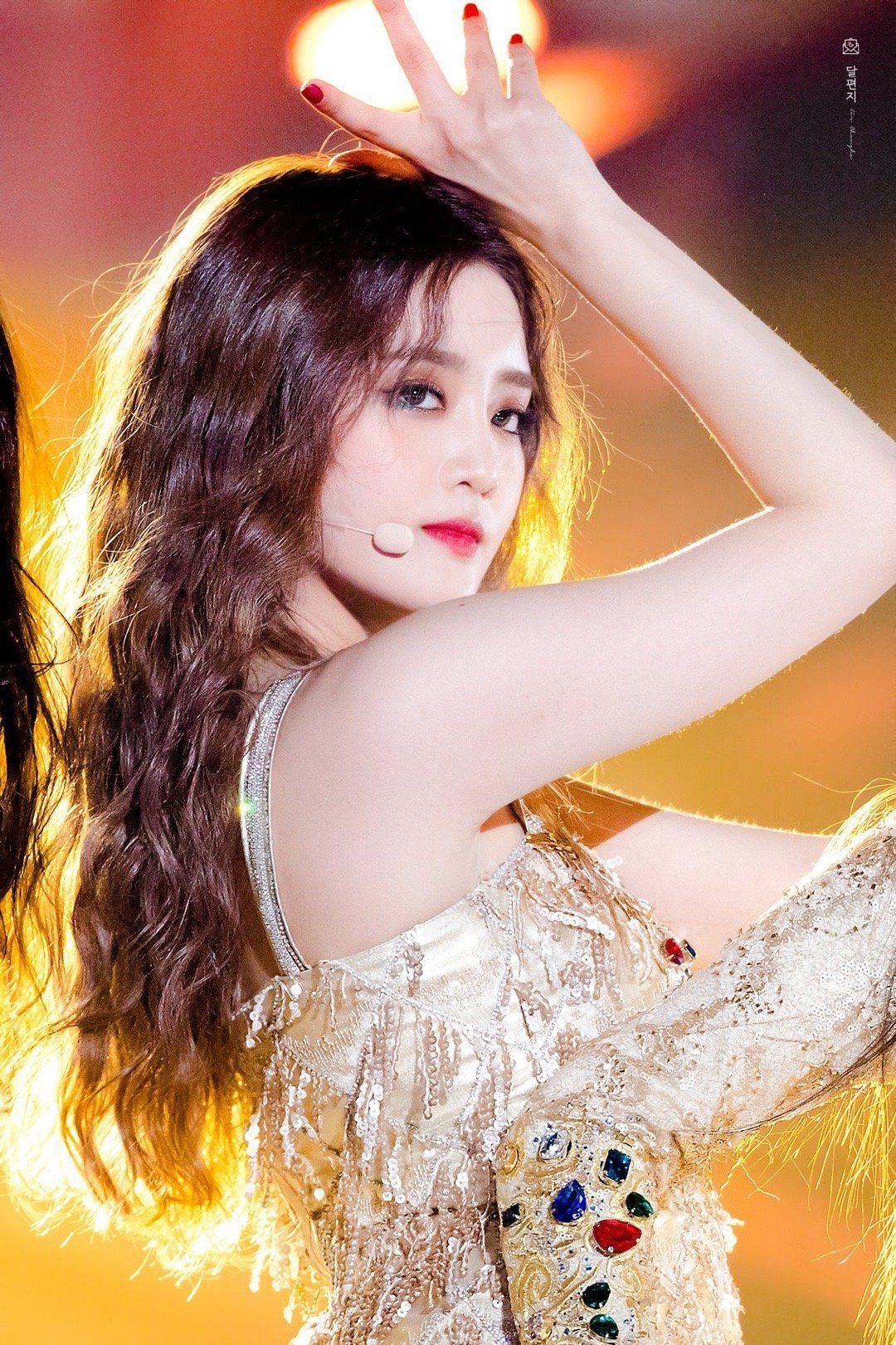 Minnie Nicha Yontararak HD Images/Photo Gallery Download #6197427