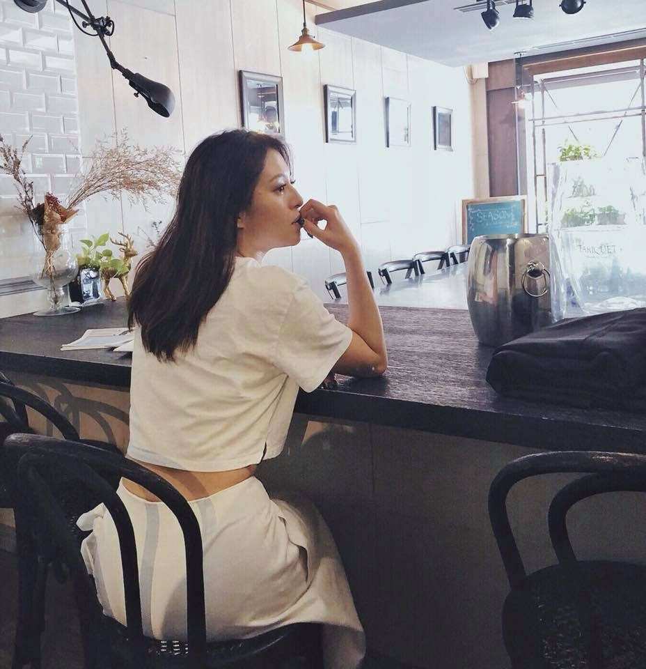 Esther Liu HD Images/Photo Gallery Download #6991858