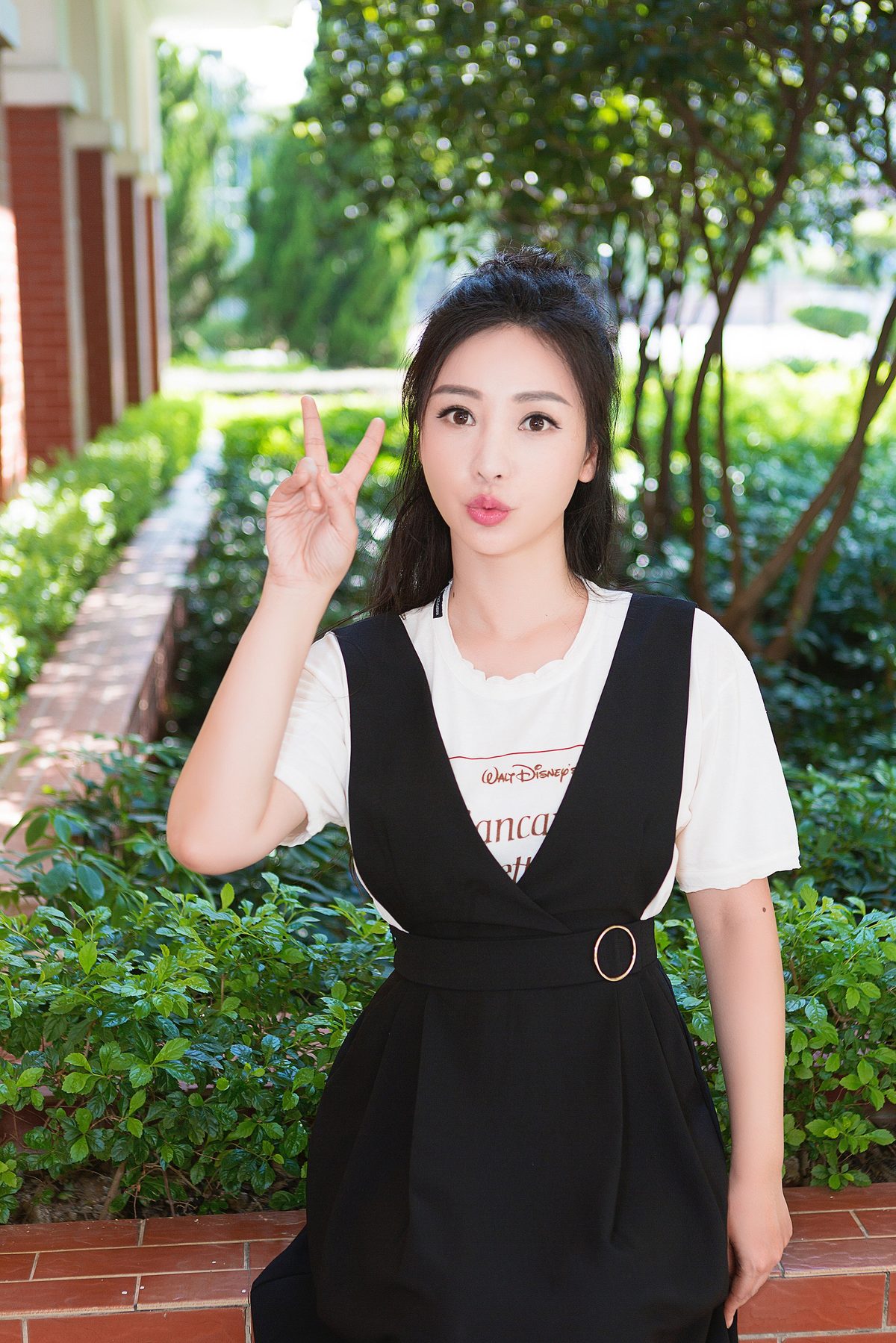 Yan Liu HD Images/Photo Gallery Download #1973222