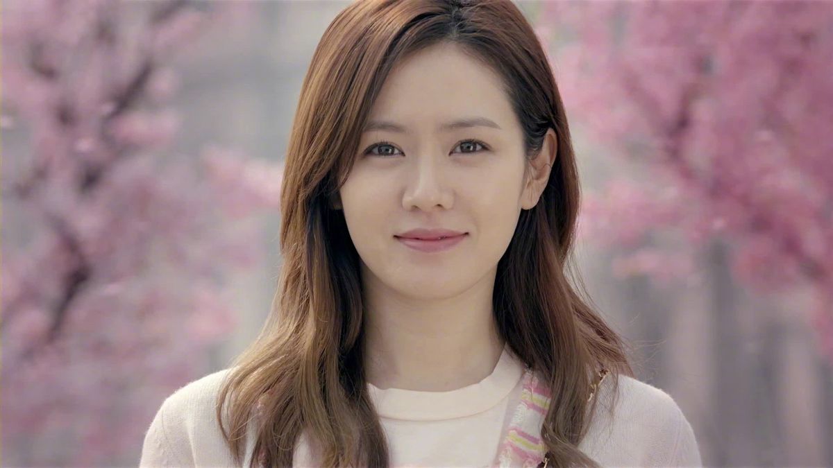 Son Ye-jin HD Images/Photo Gallery Download #807545