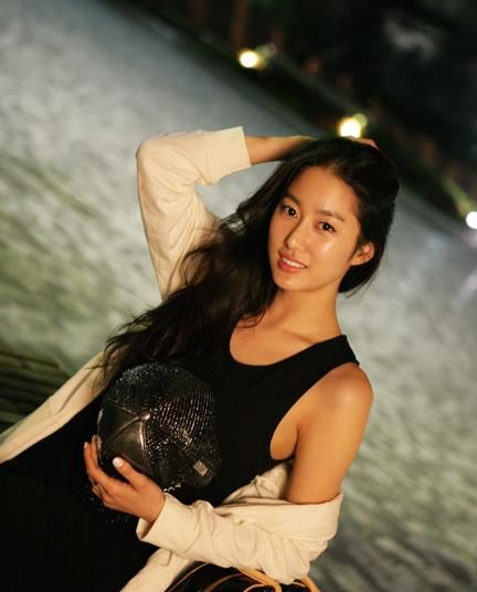 Hye-bin Jeon HD Images/Photo Gallery Download #7028012
