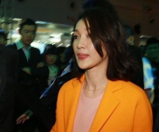 Xun Zhou HD Images/Photo Gallery Download #757856