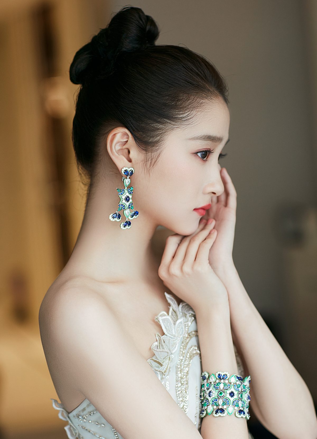 Xiaotong Guan HD Images/Photo Gallery Download #7041697