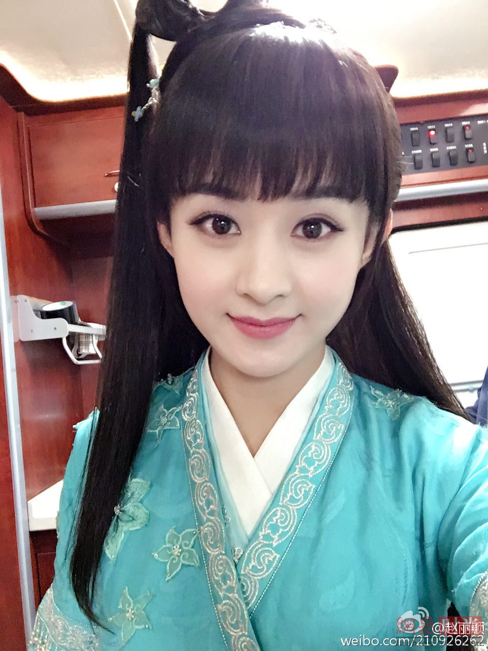 Zanilia Zhao HD Images/Photo Gallery Download #6905376