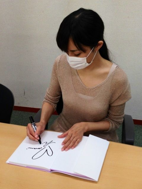 히가 마나미 HD 이미지/사진 갤러리 다운로드 #6748283